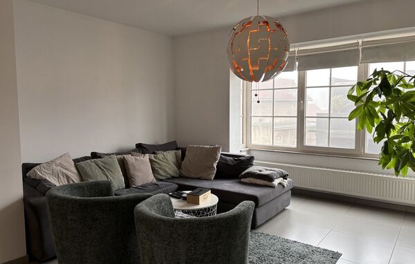 Ruim duplex appartement met 3 slaapkamers